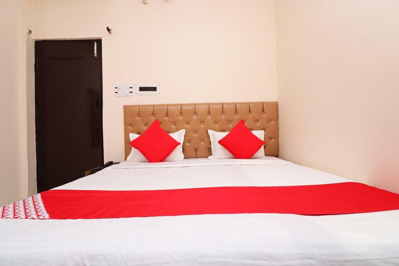Oyo 30288 Hotel Moon Palace Лакхнау Экстерьер фото